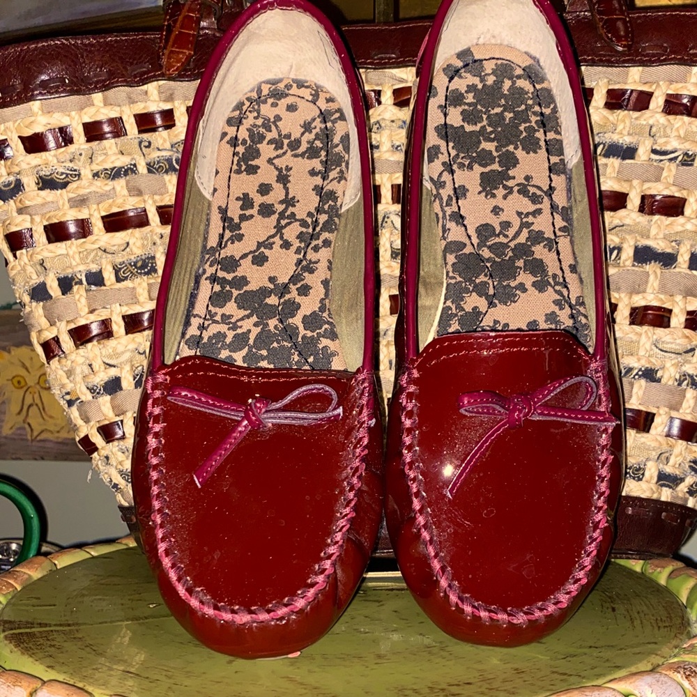 Lands’ End Red Patent Leather Driving Mocassins Flats Women 9.5W